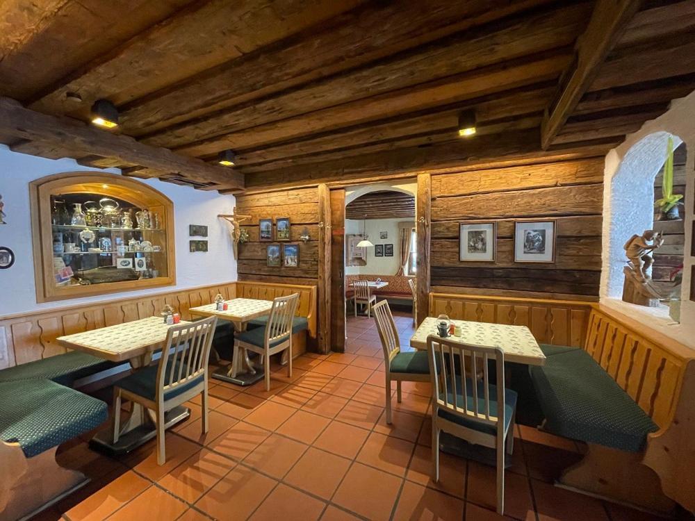 Restaurant-Pension Dorfwirt Bad Kleinkirchheim Exterior photo